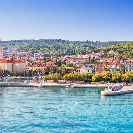 Island Oasis - Happy Apartman Supetar
